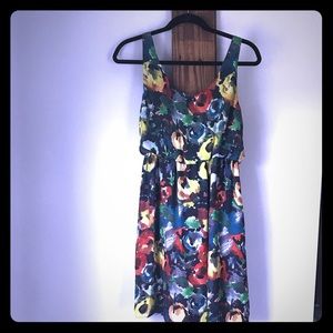 Alice + Olivia gorgeous silk floral dress